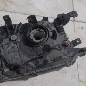 چراغ جلو  رونیز سمت چپ