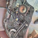 ریل شیشه بالابر جلو راست