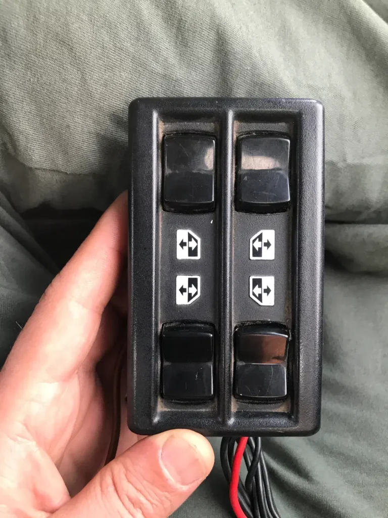 f95440e0236e8879ab70136de423c282__chImage-1